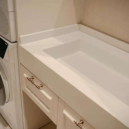 T4 Porte De Versailles Apartmán *