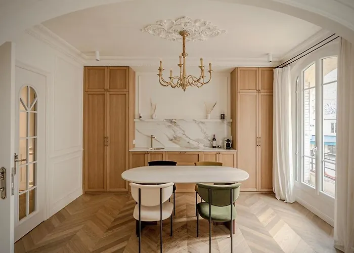 Ecrin Haussmannien Aux Arches-porte De Versailles * Παρίσι