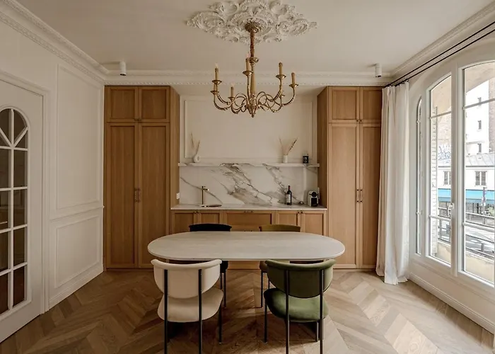 Ecrin Haussmannien Aux Arches-porte De Versailles Παρίσι