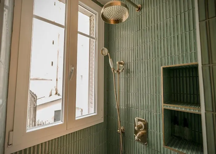 Ecrin Haussmannien Aux Arches-porte De Versailles Παρίσι