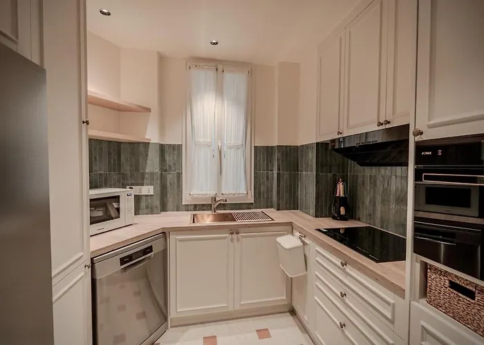 Ecrin Haussmannien Aux Arches-porte De Versailles * Παρίσι